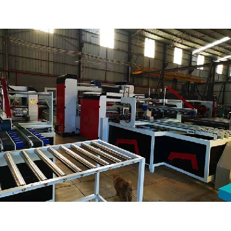 全自动粘钉一体机